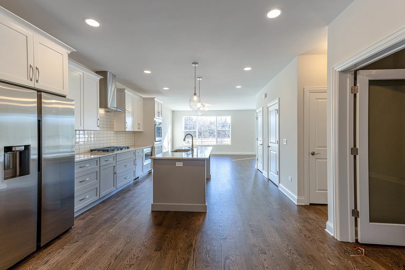 Modern kitchen